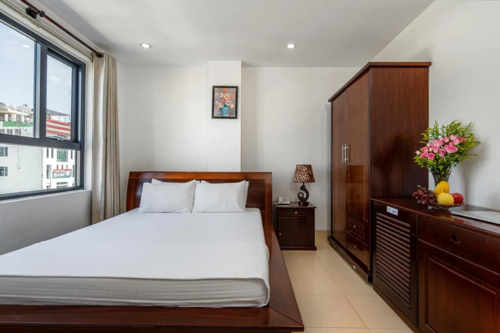 Lotus Rock Hotel - photo 3