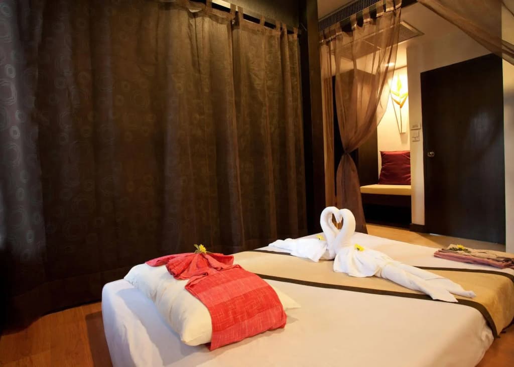 Woraburi Phuket Resort & Spa - photo 4