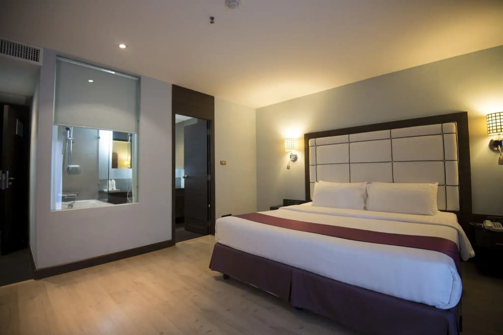 Sukhumvit Suites Hotel - photo 27
