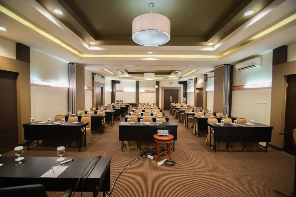 Sofyan Hotel Soepomo - photo 24