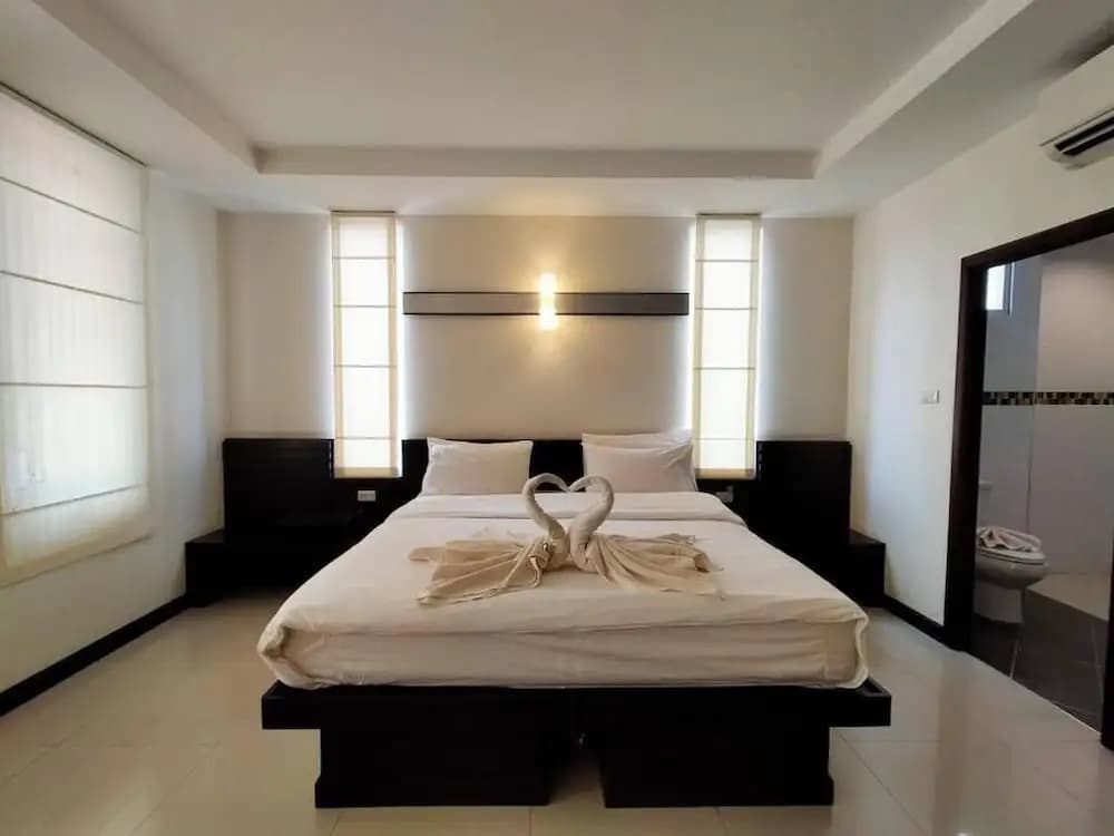 KM House - photo 6