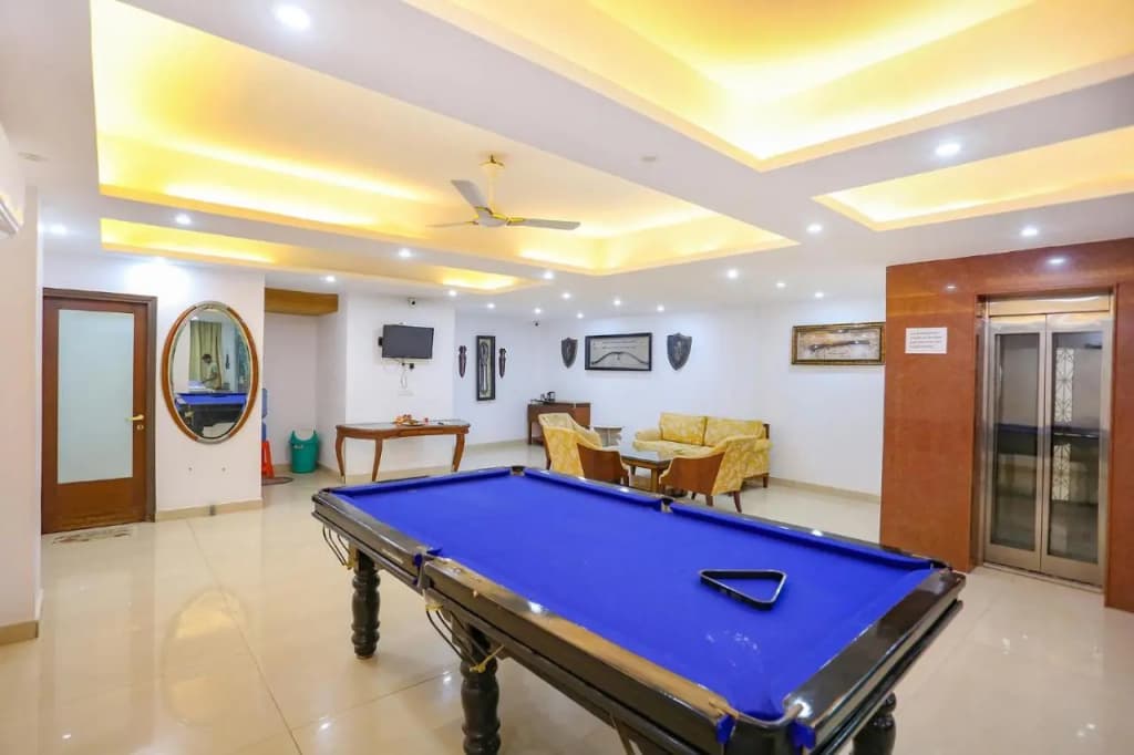 FabExpress Taj Home Stay - photo 11