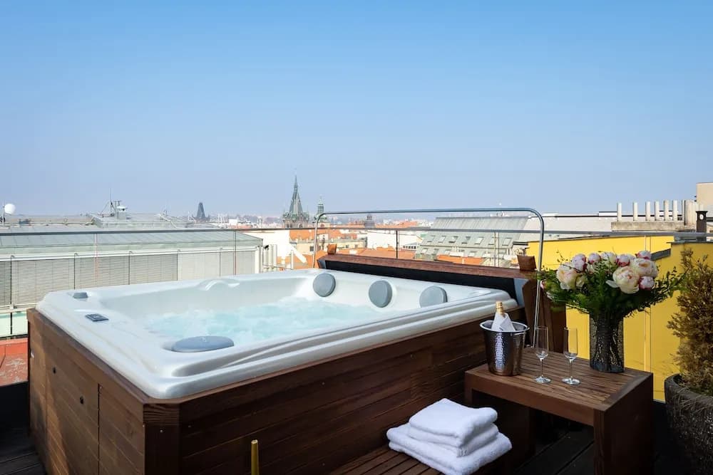 Empirent Rooftop Collection - photo 18