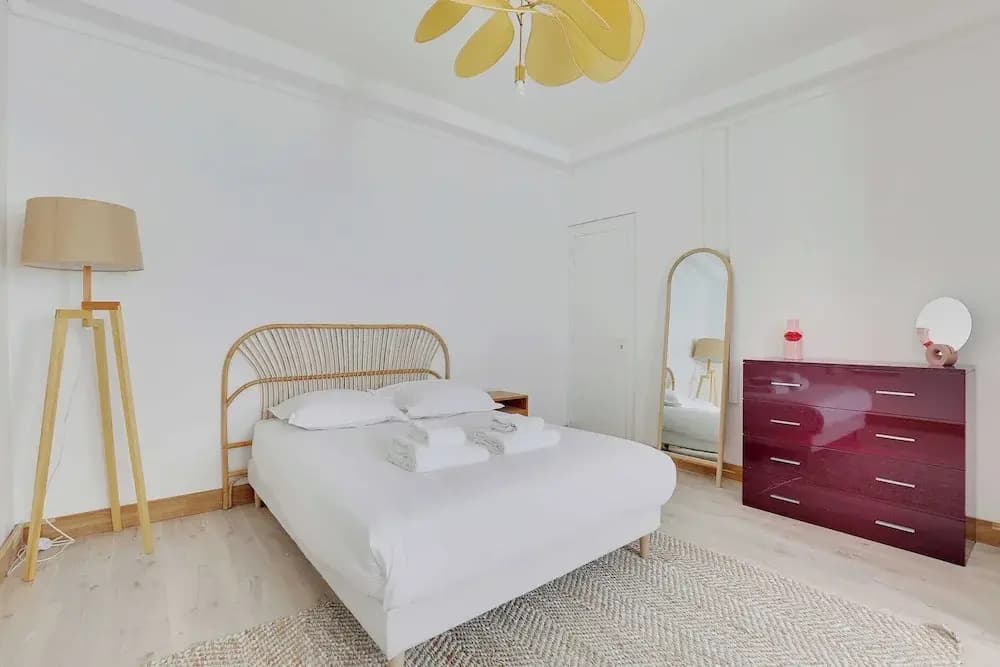 Magnificent Apartment With AC- 3br/6p-bastille - photo 5