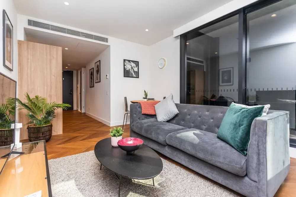 Claremont Apartments by Urban Rest - photo 1
