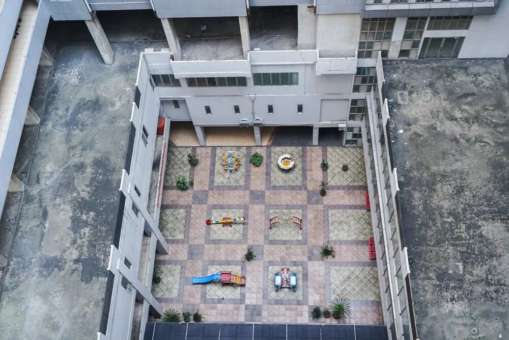 Spacious Studio Room Menteng Square Apartment - photo 1