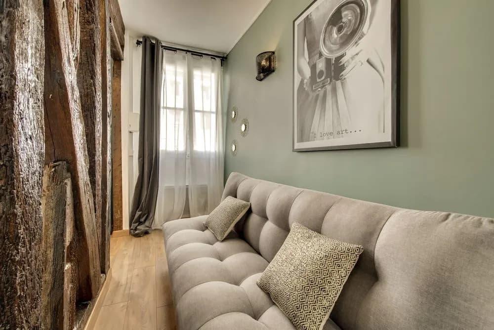 Beautiful Triplex in the center of Paris - photo 4