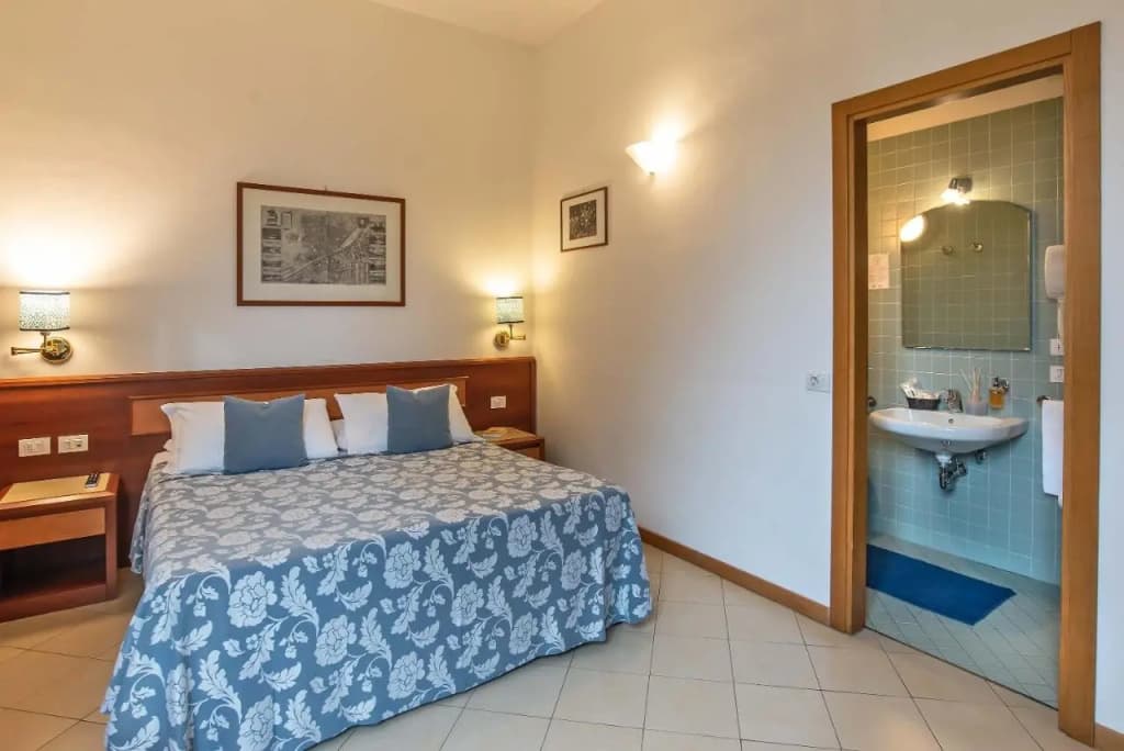 Hotel Bonifacio - photo 38