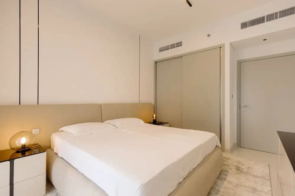 Beachfront Elegant 2BR Condo - photo 1