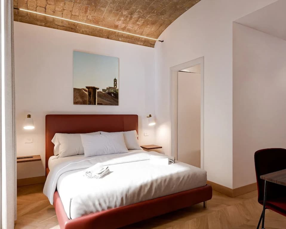 Urban Vatican Rooms - photo 4