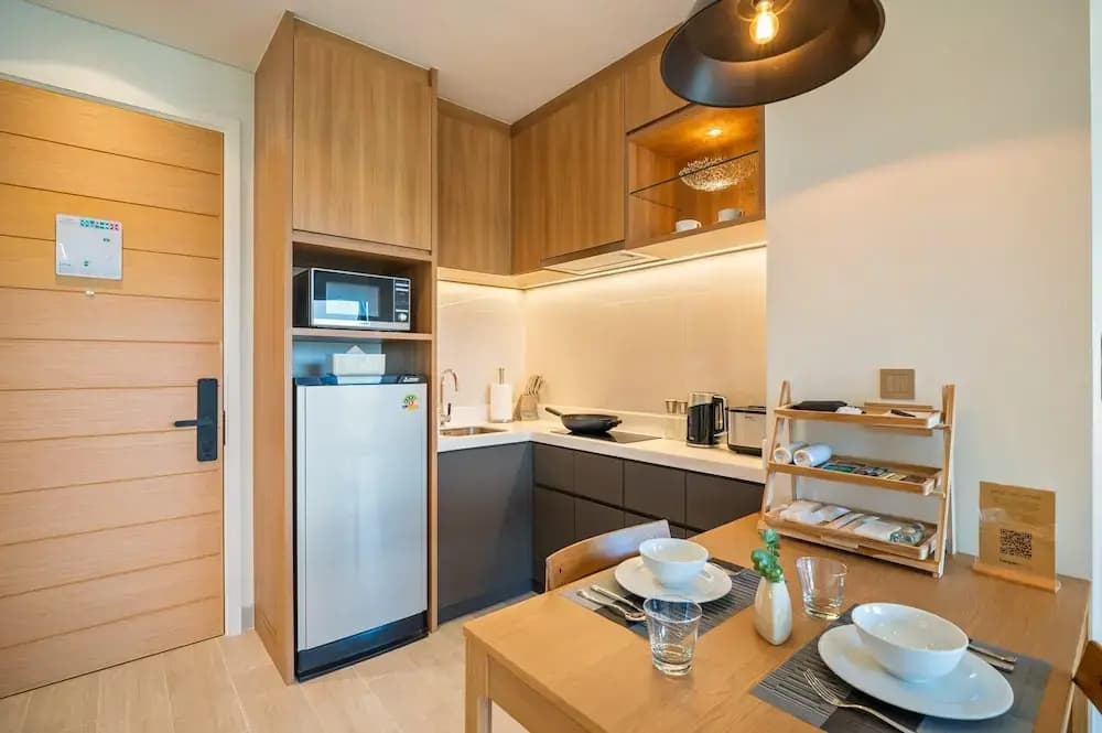 Laguna Lakeside Residences - photo 6