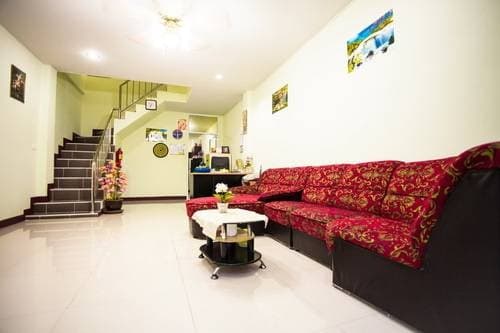 Baan Prasert Guesthouse - photo 10