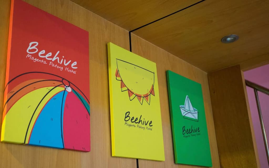 Beehive Magenta Patong Hostel - photo 25