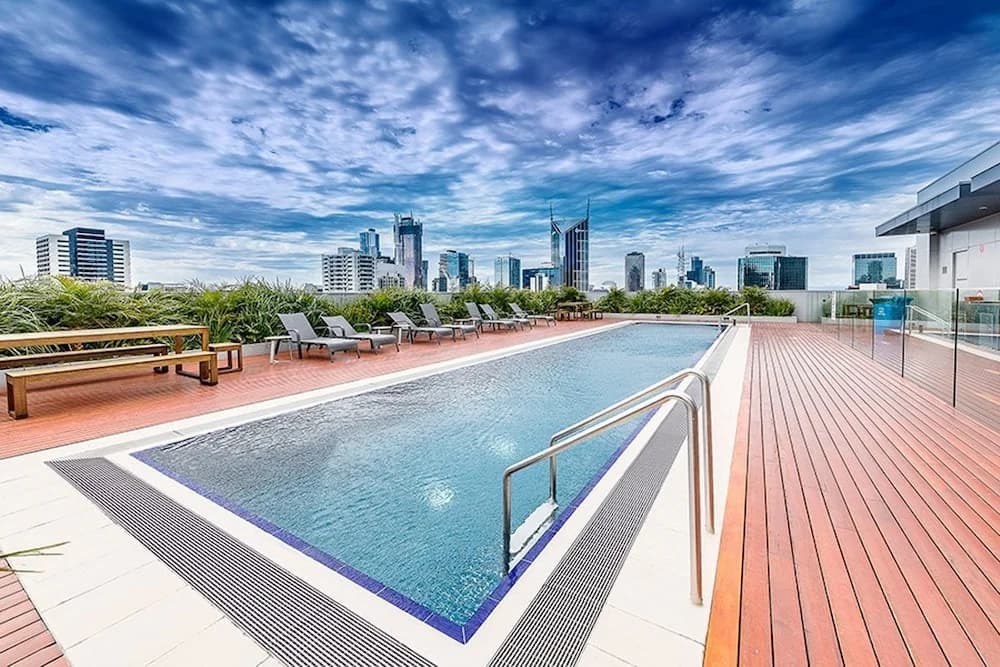 The William Suites - photo 24