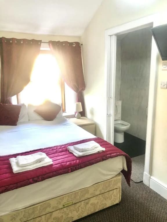 Dalry Guesthouse - photo 2