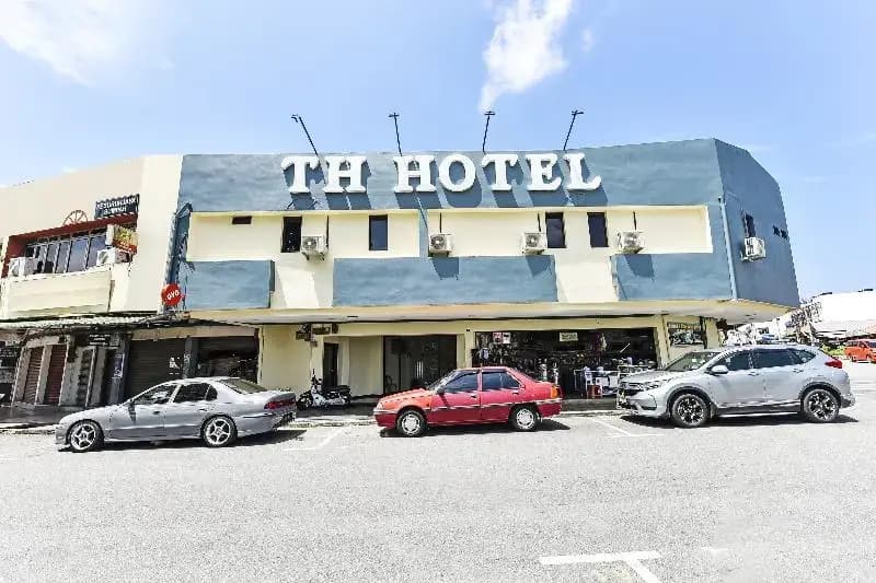 Th Hotel by OYO Rooms - photo 9
