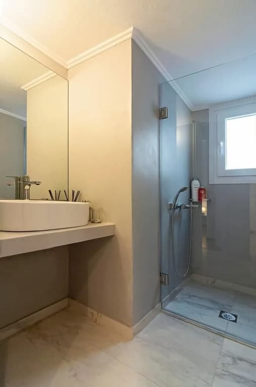 Zan Moreas Beautiful Apt in Koukaki - photo 8
