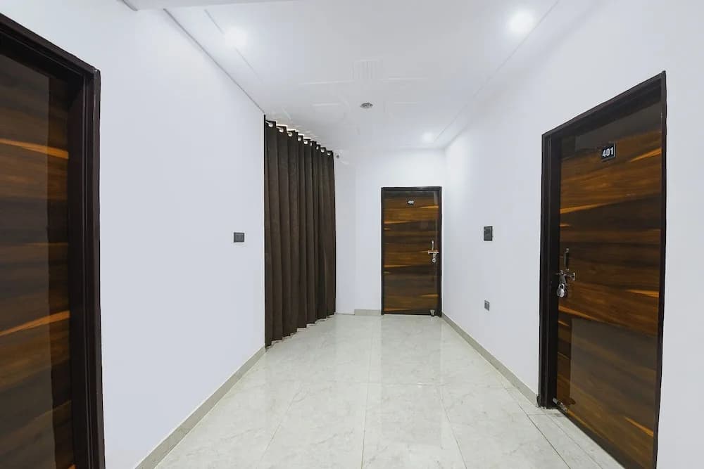 Fabhotel Royal Regency - photo 13