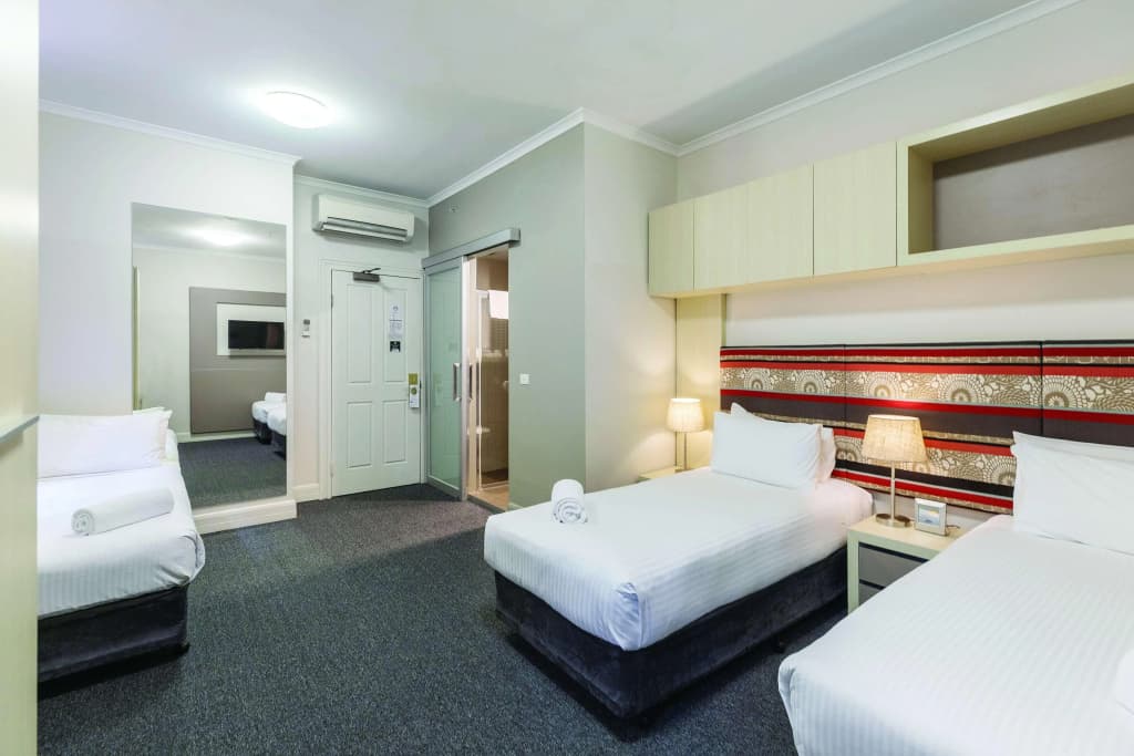 Best Western Melbourne City Hotel - photo 5