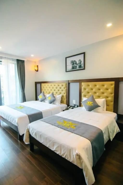 Top One Halong Hotel - photo 34