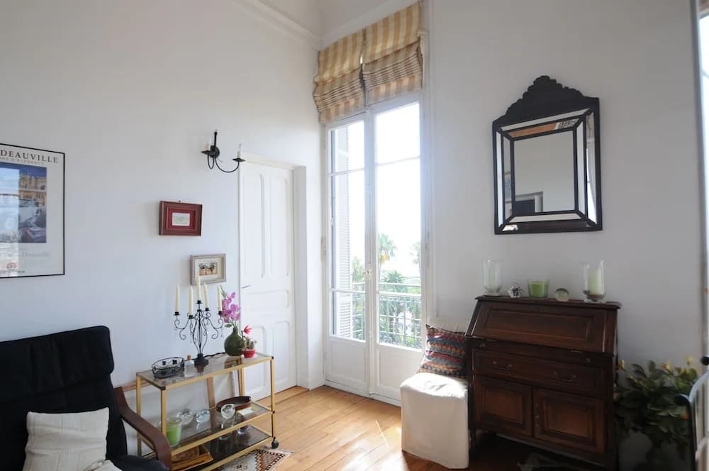 Palais de lHermitage - main photo