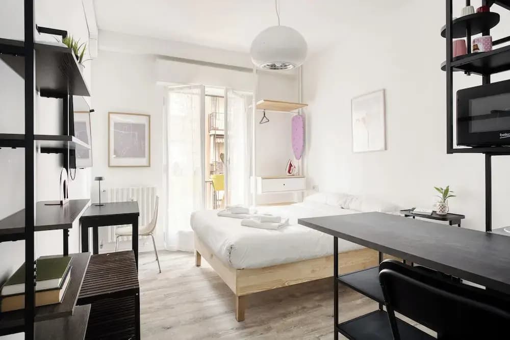 Stylish Studios near Subway - photo 10