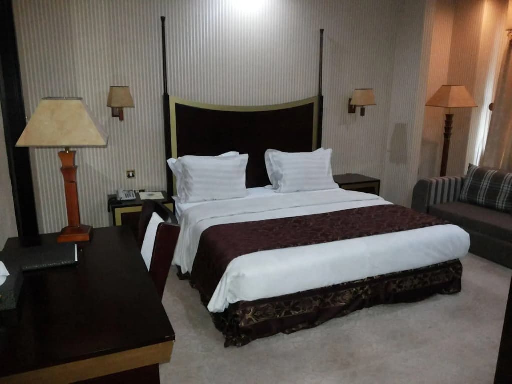 Tourist Hotel - photo 5