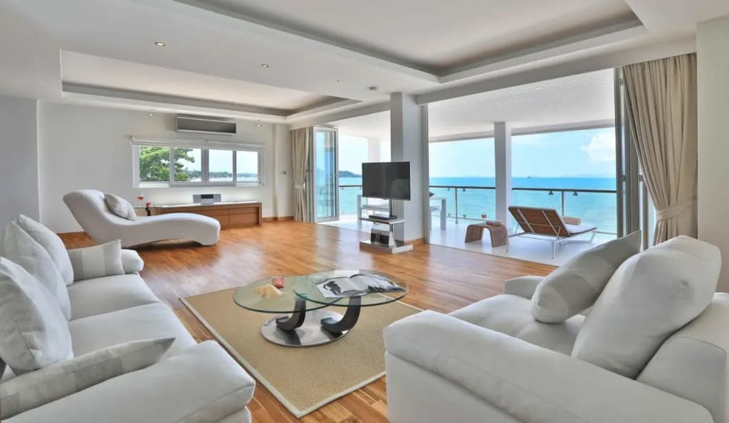 Riviera Beach Hotel - photo 5