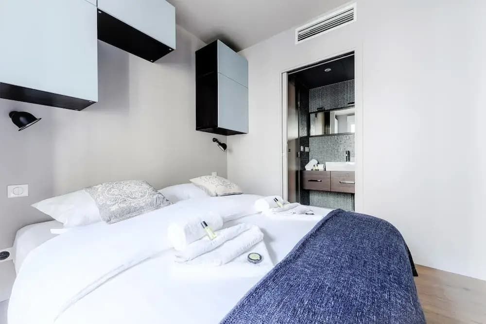 Comfortable Apartment Next to Malesherbes - Very Calm - photo 14