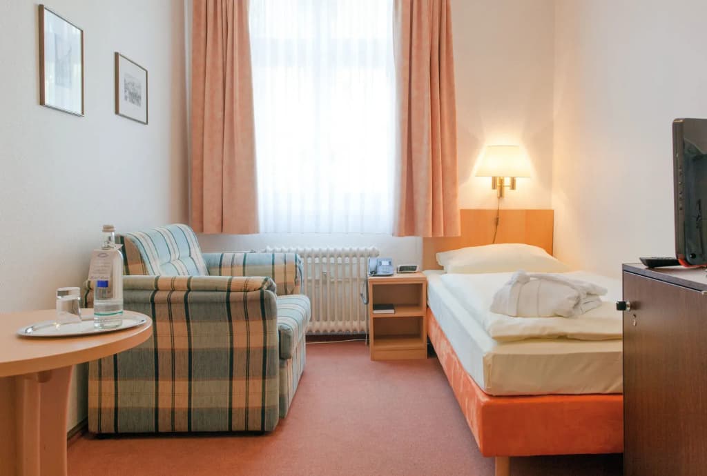Hotel Benn - photo 3