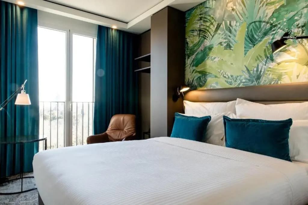 Motel One Barcelona-Ciutadella - photo 4
