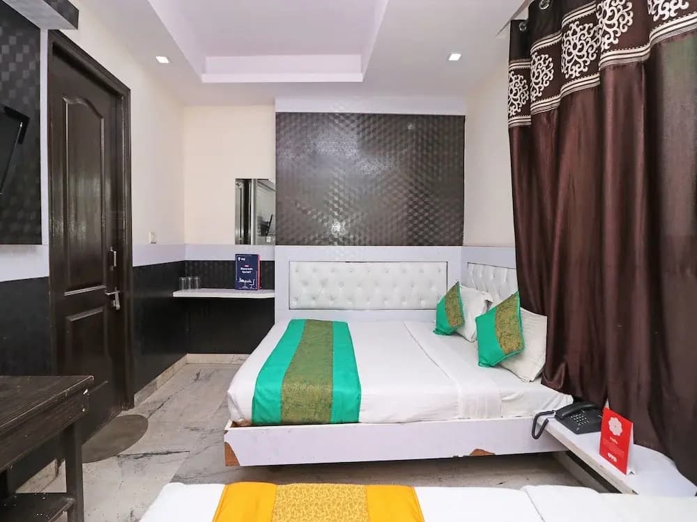 OYO 12739 Mahesh Inn - photo 5