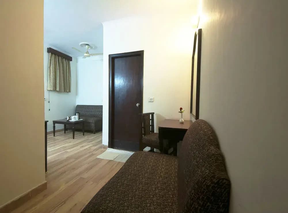 Hotel Delhi Darbar - photo 6