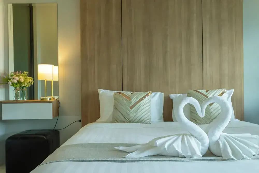 Luxury Everything Walking Distance c112 - photo 2