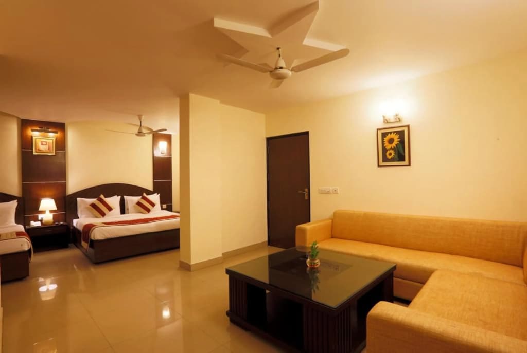 Hotel La Sapphire - photo 3
