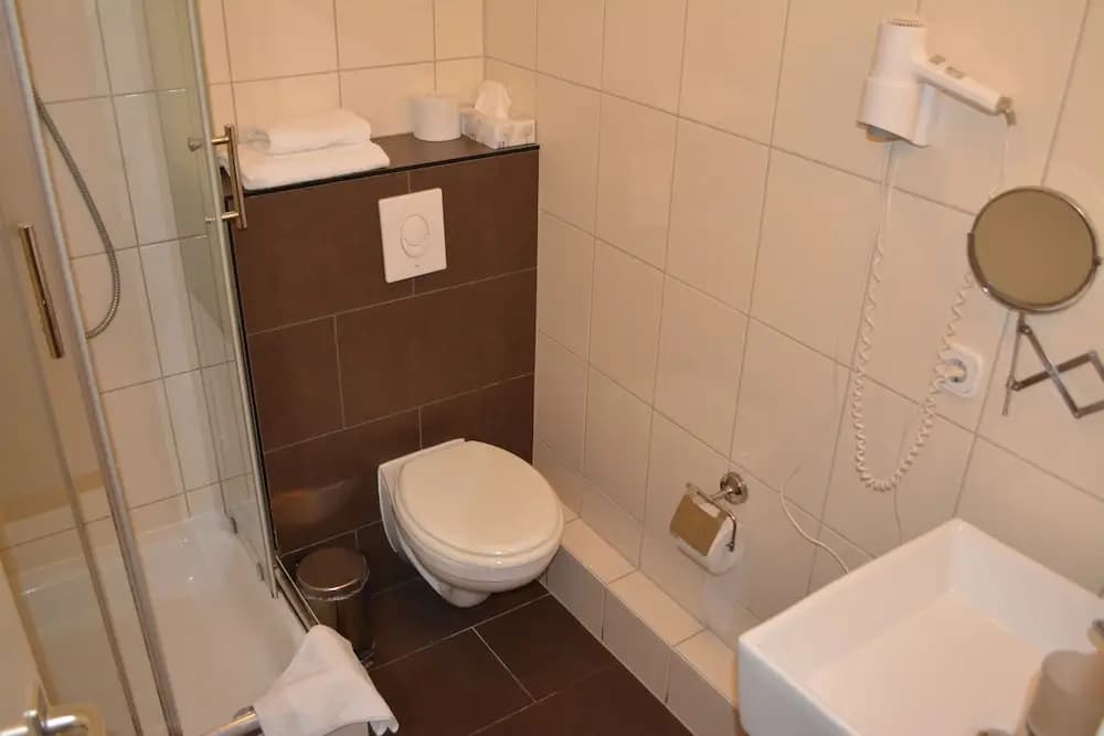 Atlas Berlin Hotel - photo 28