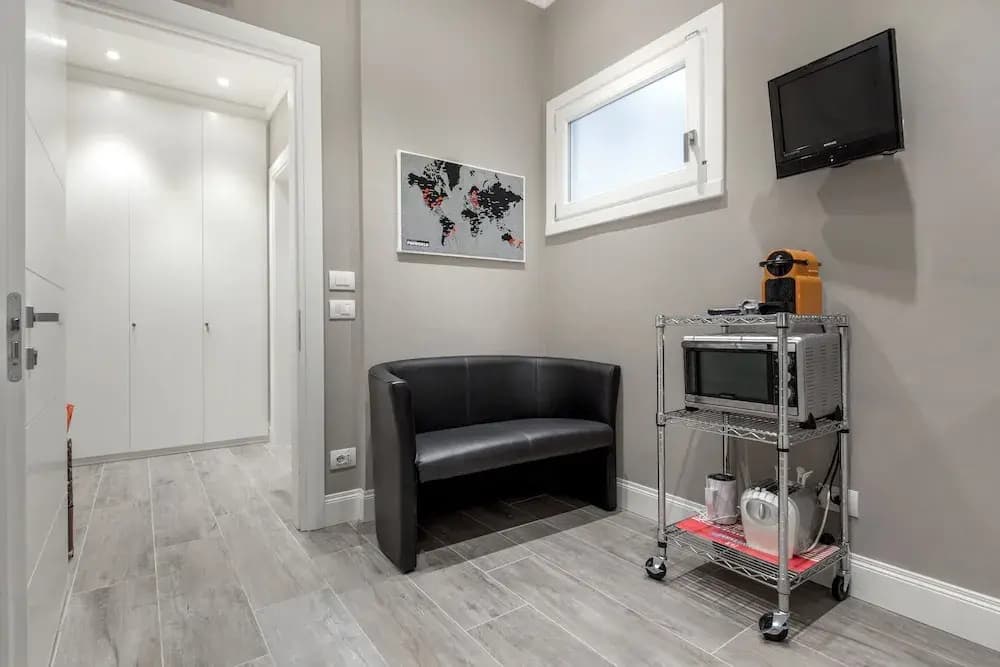 Bell Tower Apartment - photo 10