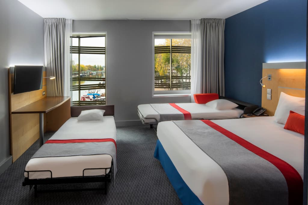 Holiday Inn Express Paris-Canal de la Villette by IHG - photo 6