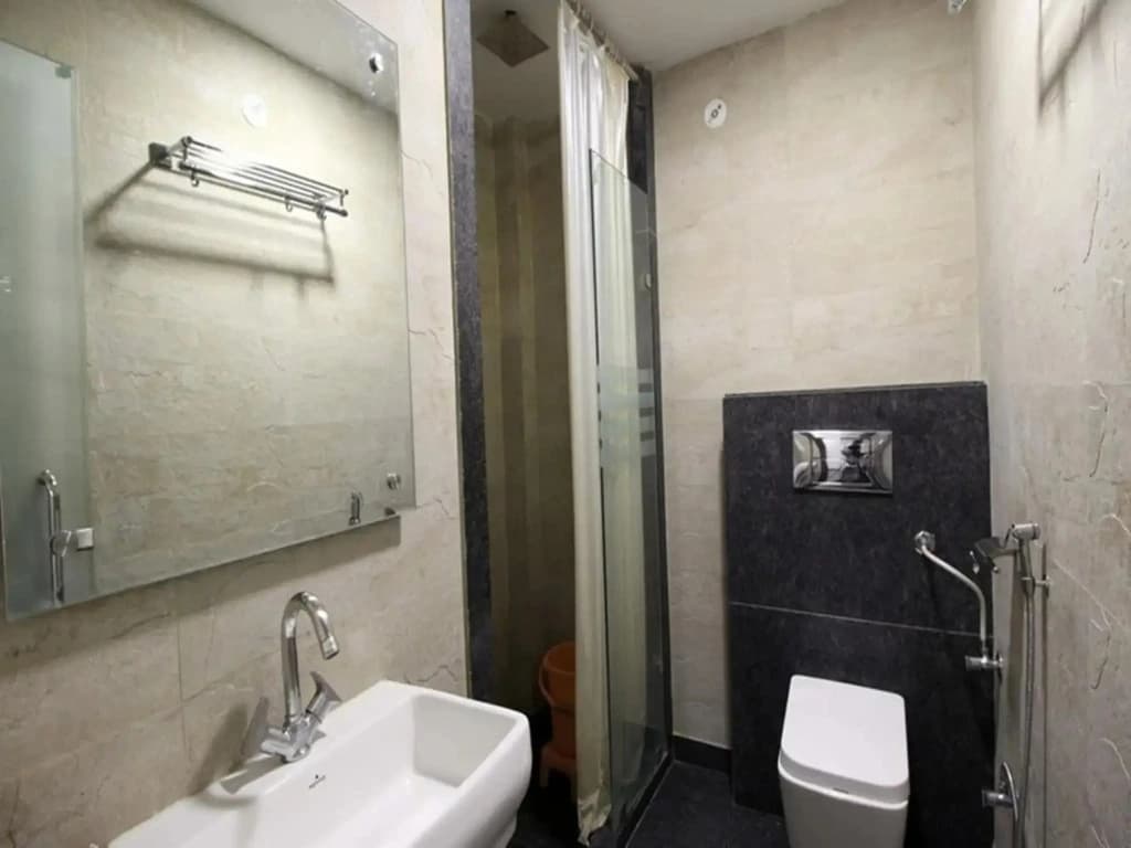 Hotel Satyam - New Delhi Railway Station - photo 3