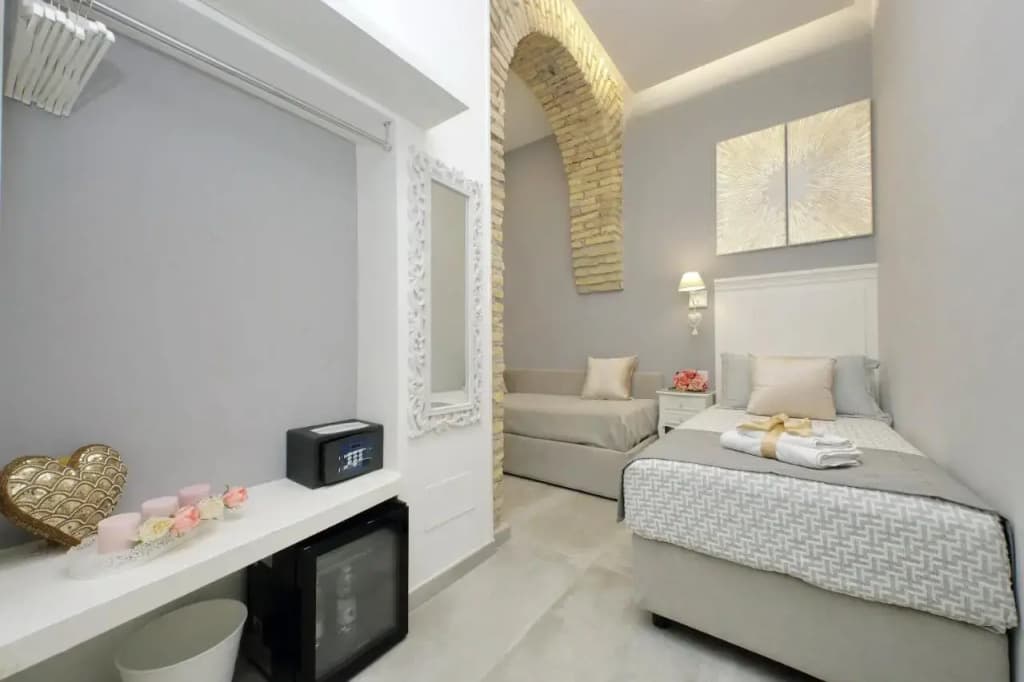 Roman Holiday Apartment - photo 6