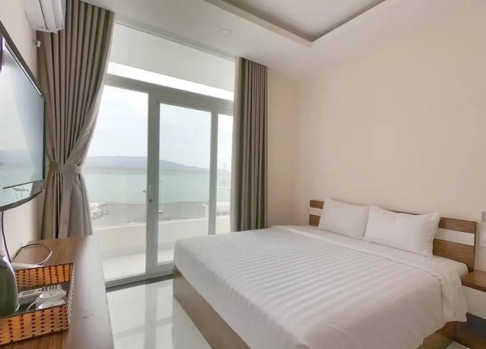 Cliff Hotel - photo 4