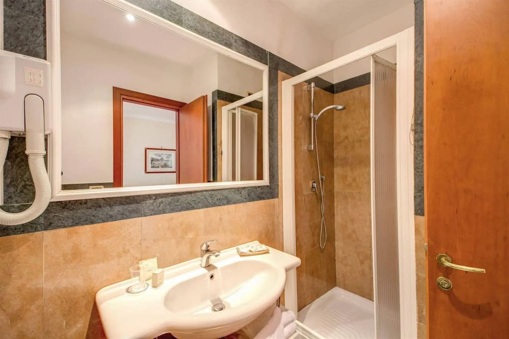 Romoli Hotel - photo 11