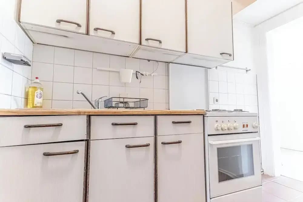 Affordable Stay Prime Location by Danube - photo 13