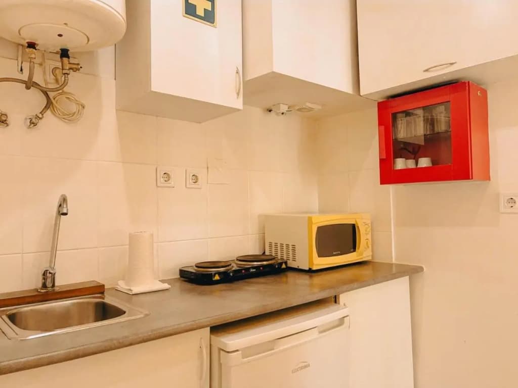 Charming Local Flat Near Sao Bento Palace - photo 9
