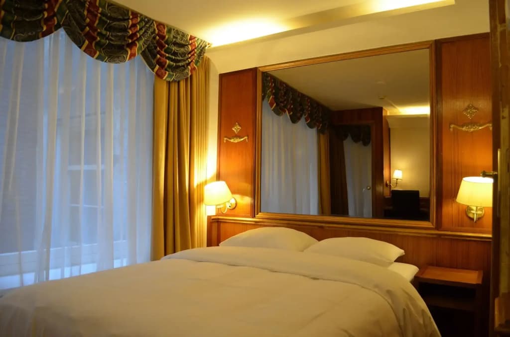 Rembrandtplein Hotel - photo 6