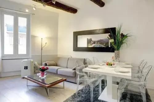 Great Flat in the Old Town Up To 4 - photo 17