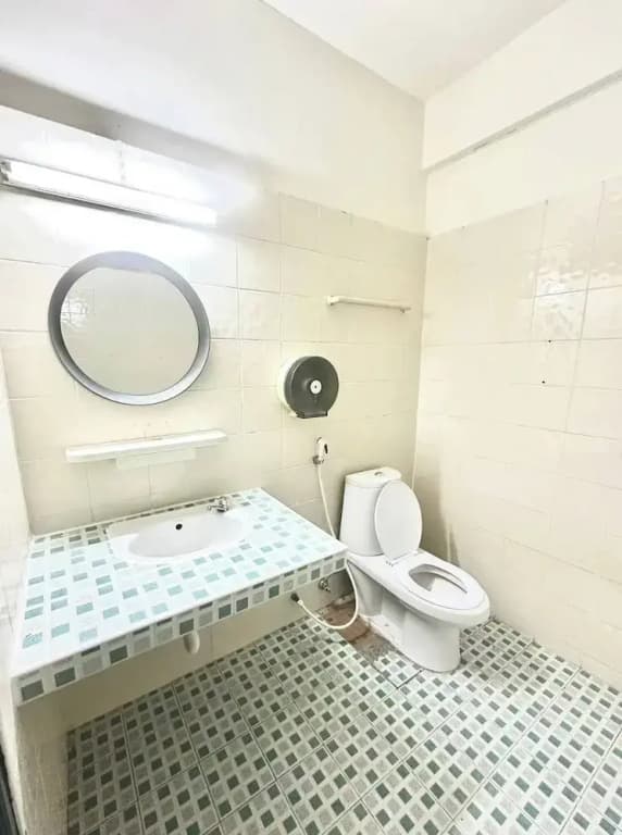 LZ Hostel - photo 9