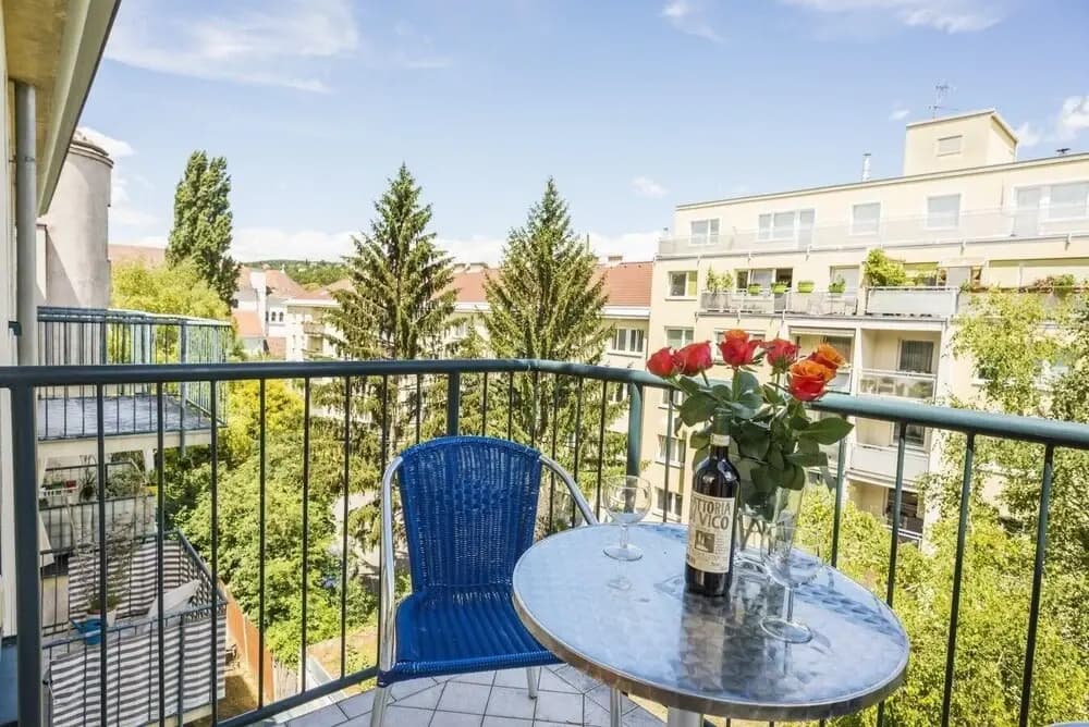 Ruhiges Apartment mit Balkon #r26 - photo 2