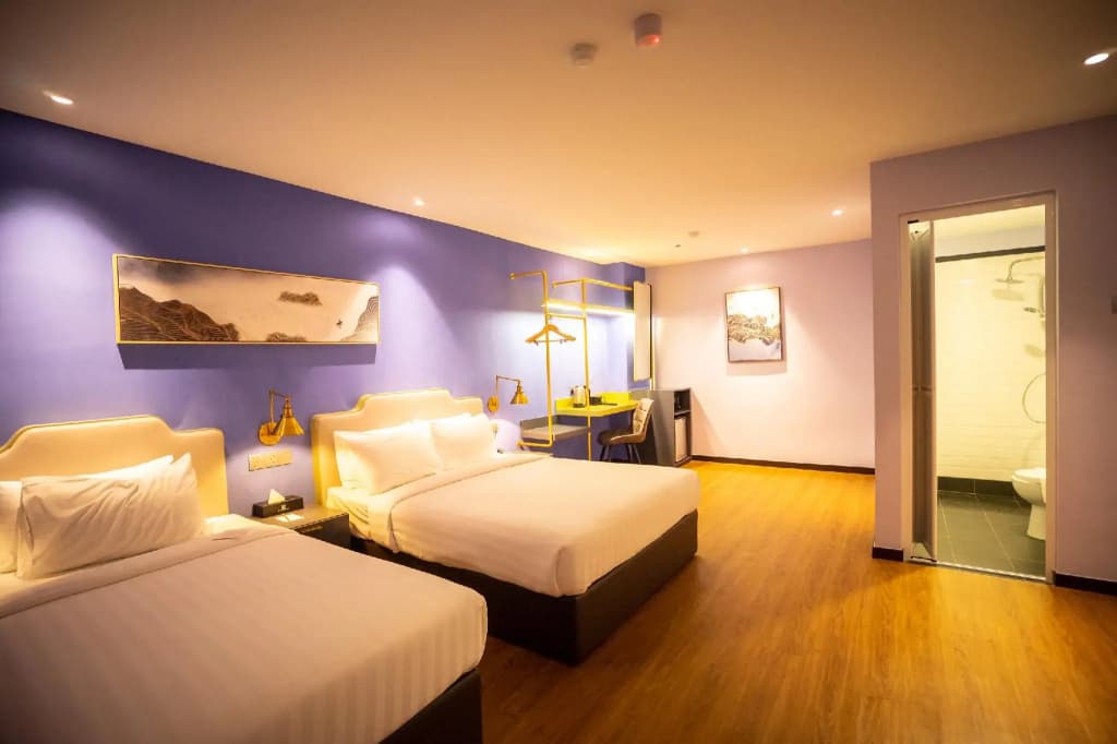 Le Embassy Hotel Georgetown - photo 5