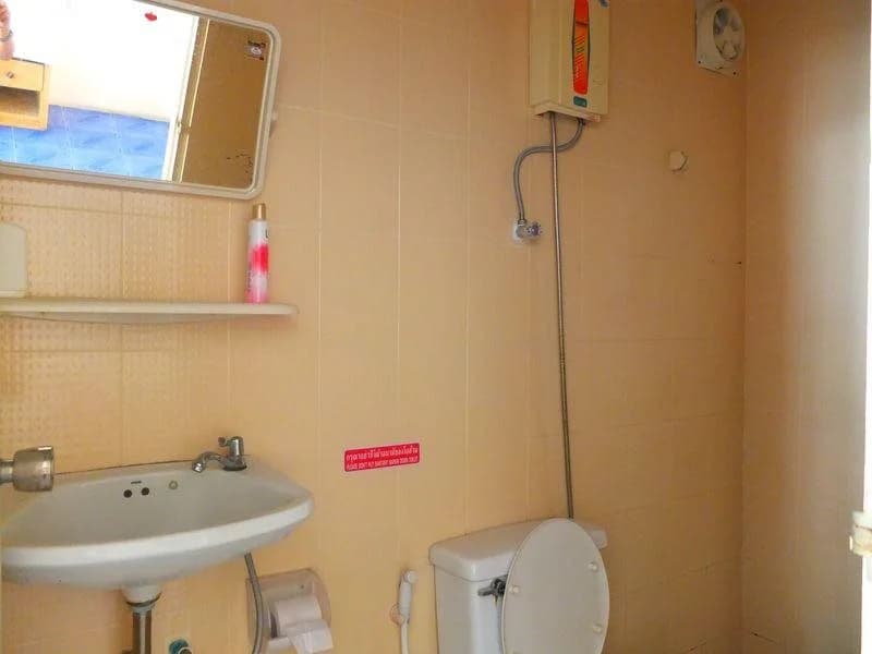 Double Dutch Guesthouse - photo 7